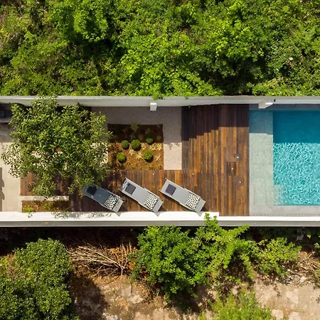 Canto De Luz - Luxury Maison Bed and Breakfast 4*